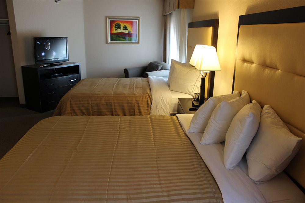 Hotel Chino Hills (Adults Only) מראה חיצוני תמונה
