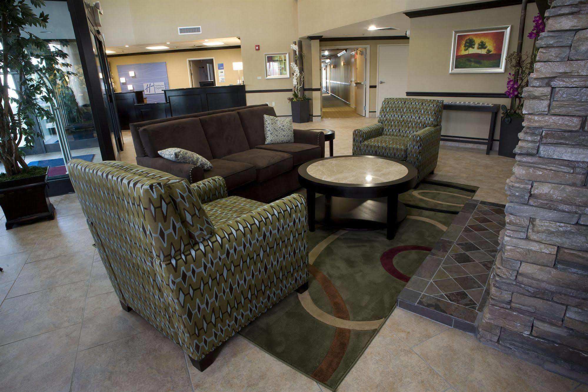 Hotel Chino Hills (Adults Only) מראה חיצוני תמונה