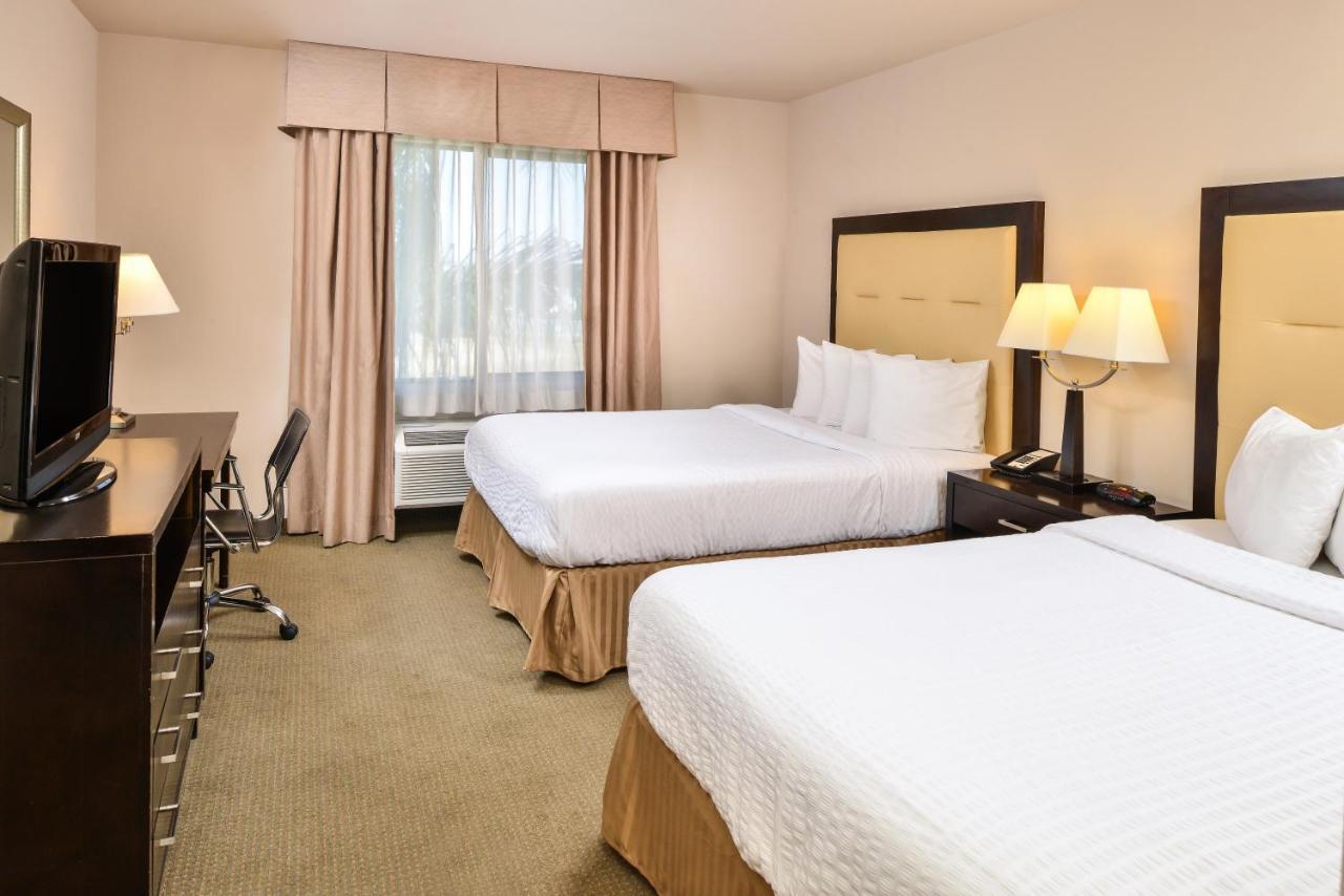 Hotel Chino Hills (Adults Only) מראה חיצוני תמונה